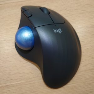 ロジクール ERGO M575